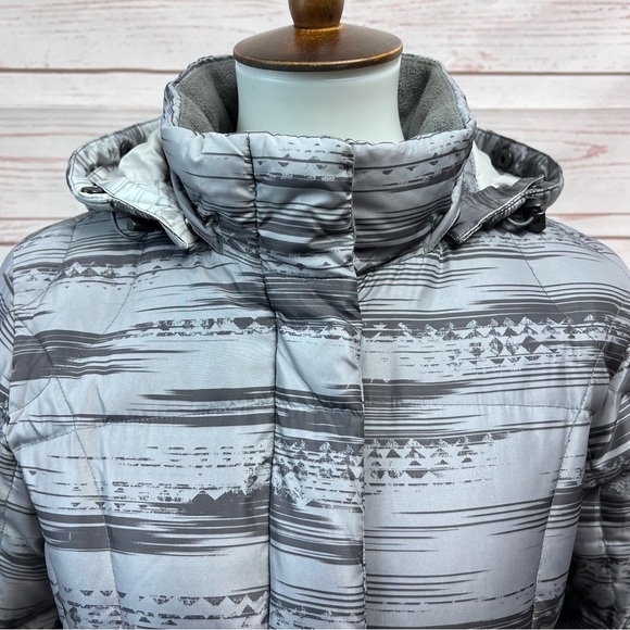 Eddie Bauer Lodge Geometric Ombre Quilted Goose Down Puffer Hooded Parka Coat - Picture 4 of 15